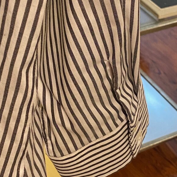 Classy Jone NY button down in charcoal stripes - size large - NO IRON - Picture 4 of 6